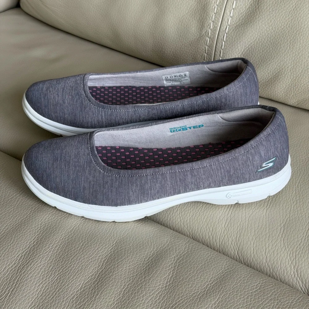 Skechers Go Step Lite Women's Gray Slip-On Flats Shoes - 9,5